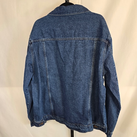 Loose fitting Denim Jacket - Picture 1 of 2